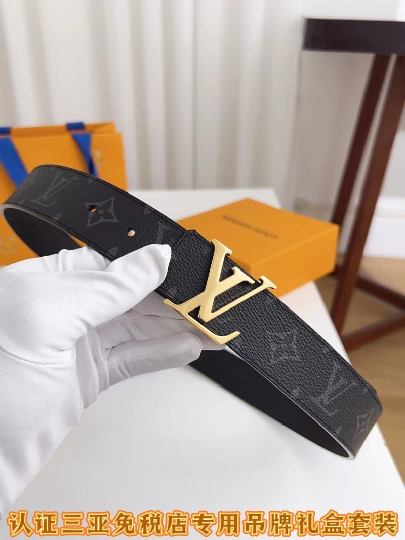 LOUIS VUITTON Belts